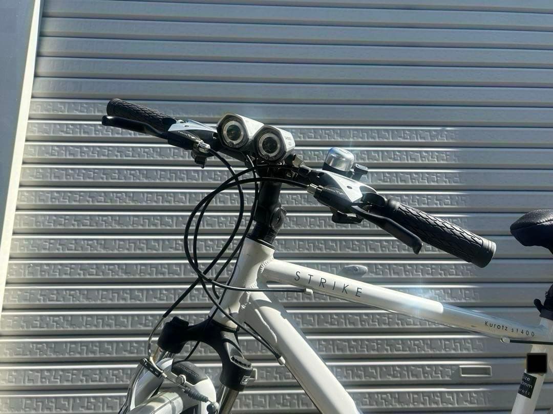 【引取限定】クロスバイクSTRIKE kurotz 1400ホワイト整備済み