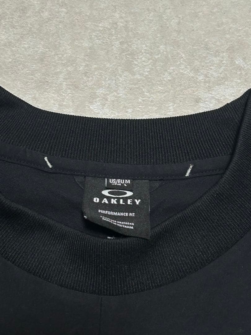 未使用級 OAKLEY 長袖ナイロンジャケット ピステ プルオーバー L