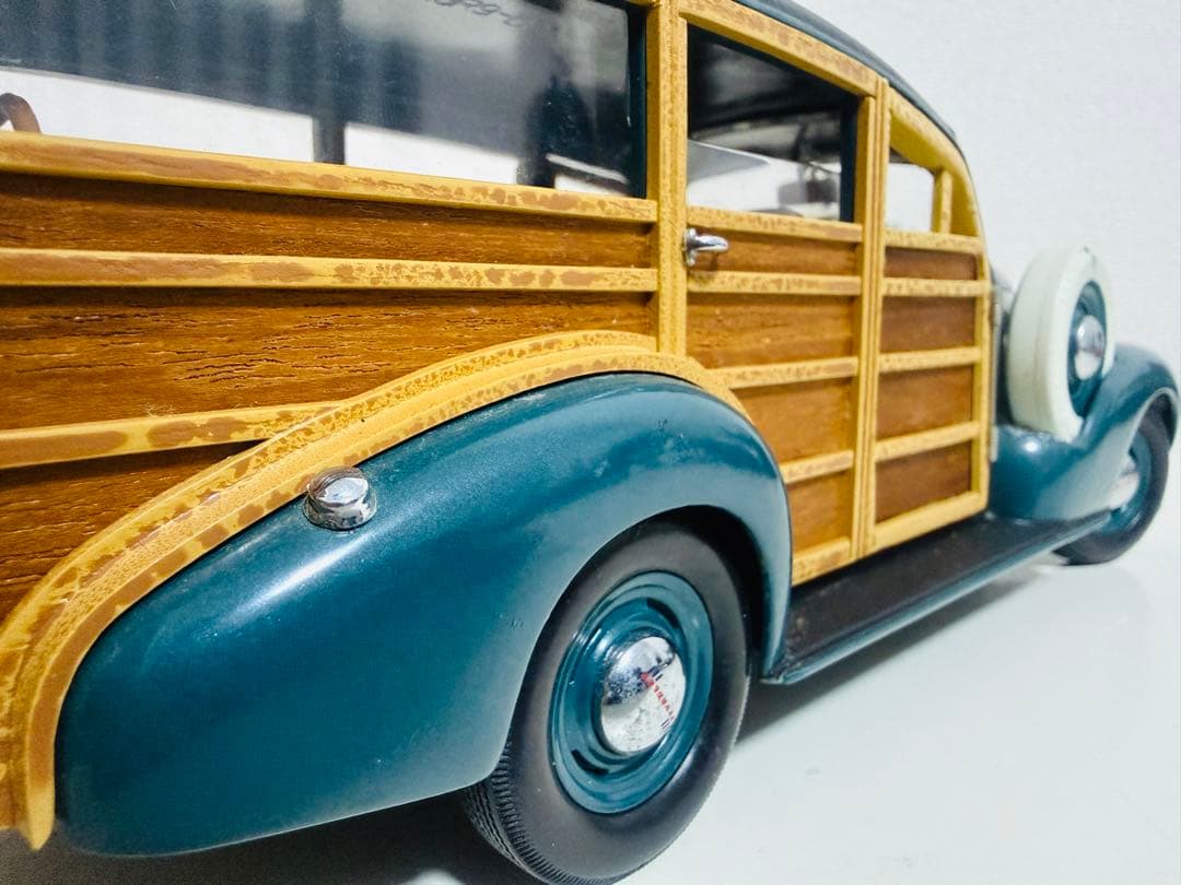 MCC/'39Chevyシボレー WoodyWagonウッディーワゴン 1/18