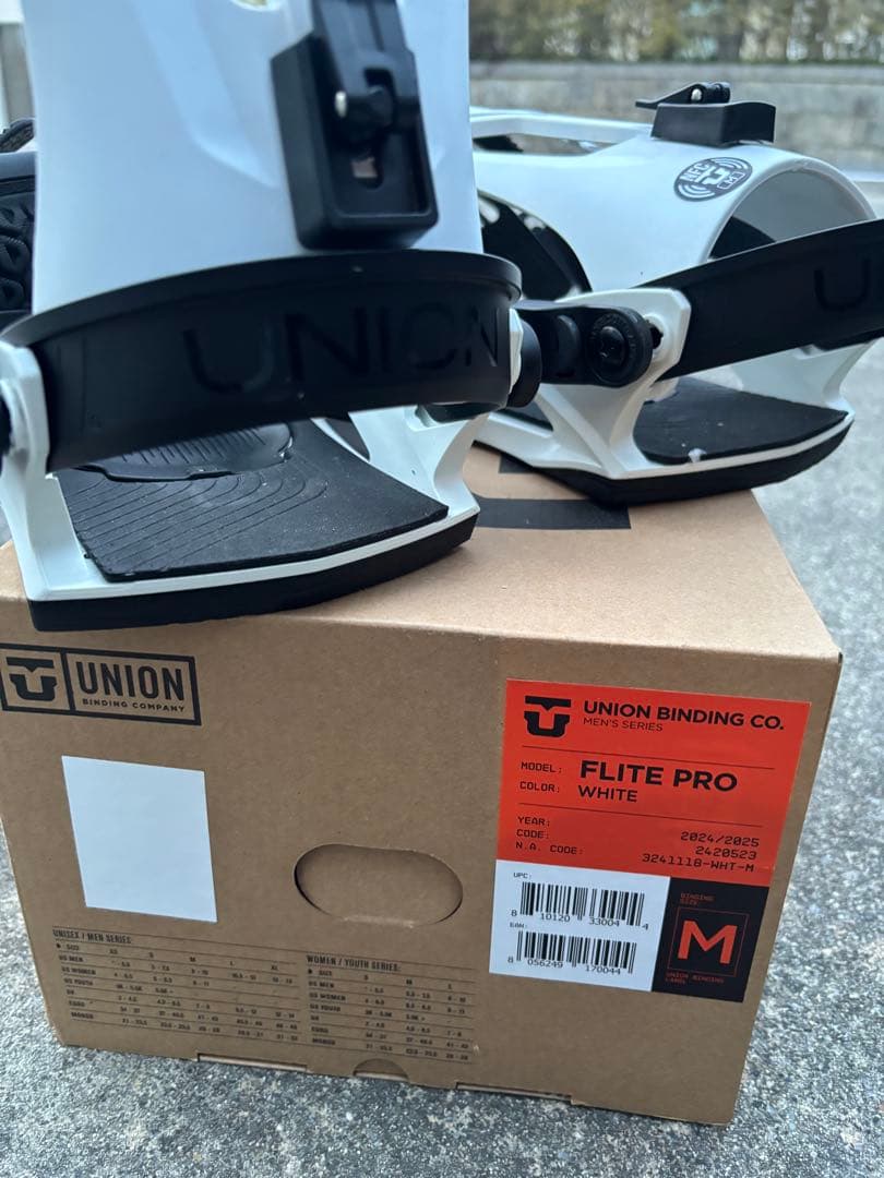 UNION FLITE PRO ホワイト M フライト　　プロ