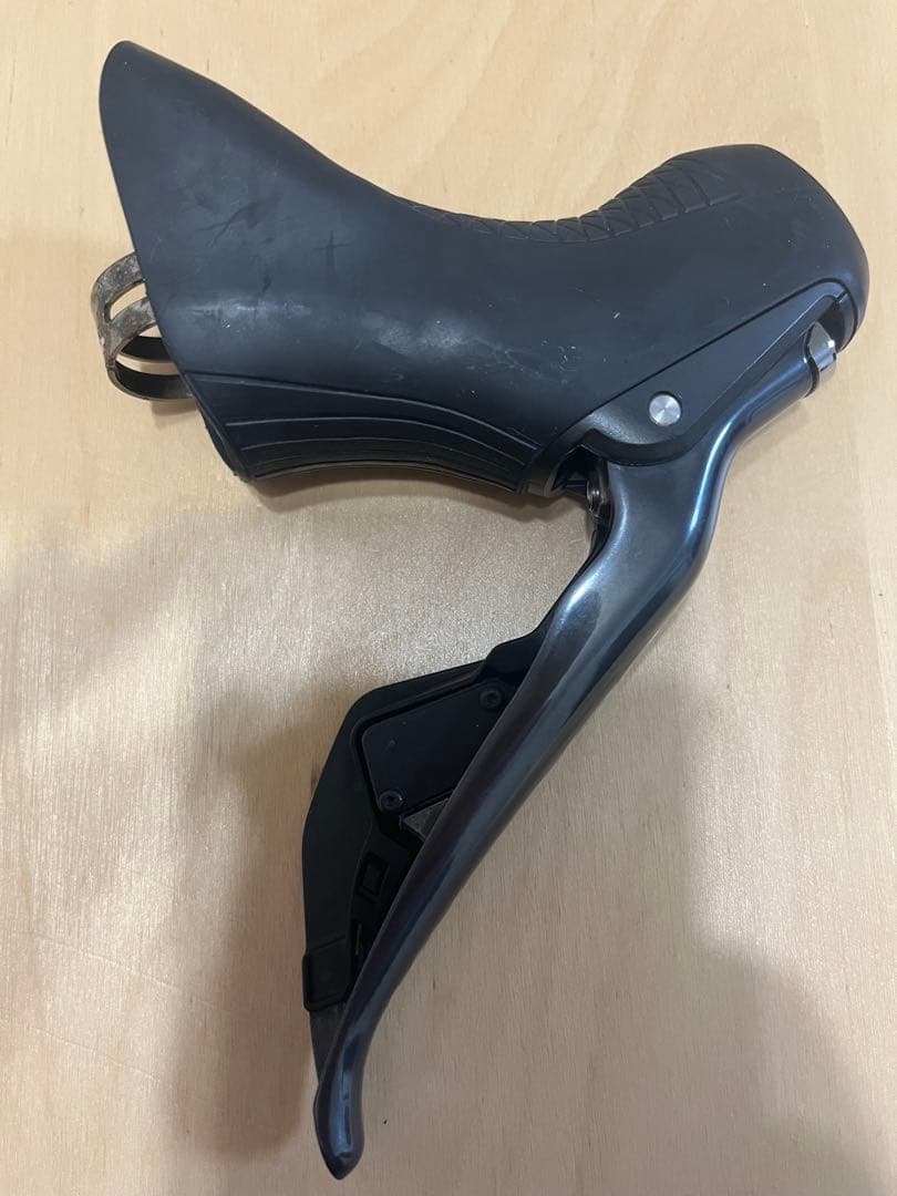 シマノ ULTEGRA Di2 ST-R8070 油圧ブレーキ