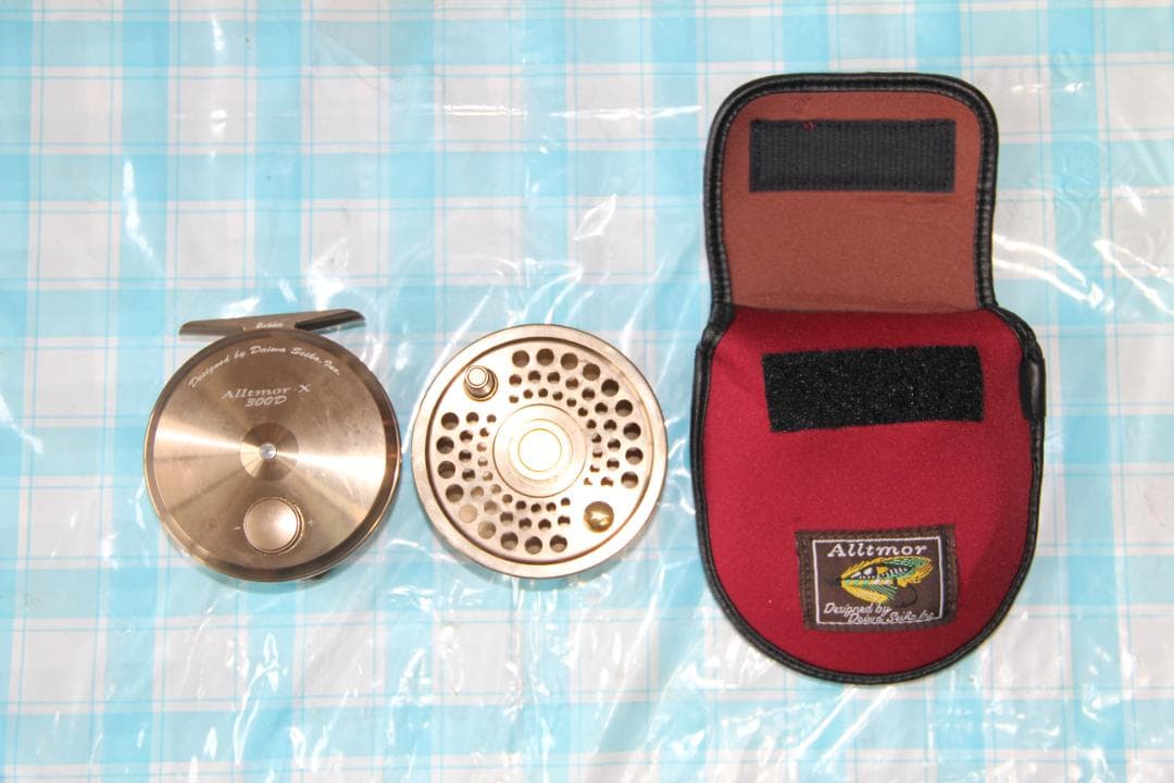 フライフリール　アルトモアX 300D　左巻き　美品