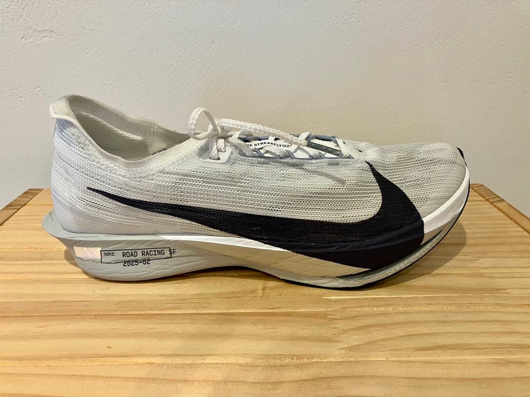 Nike ストリークフライ２ ホワイト/グレー 26.5cm