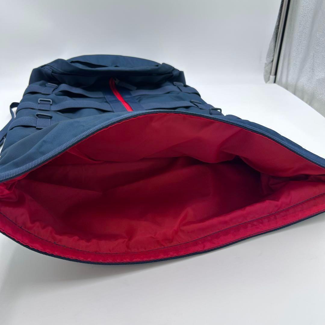 【新品】Under Armour バックパック 27L ネイビー/レッド　バスケ