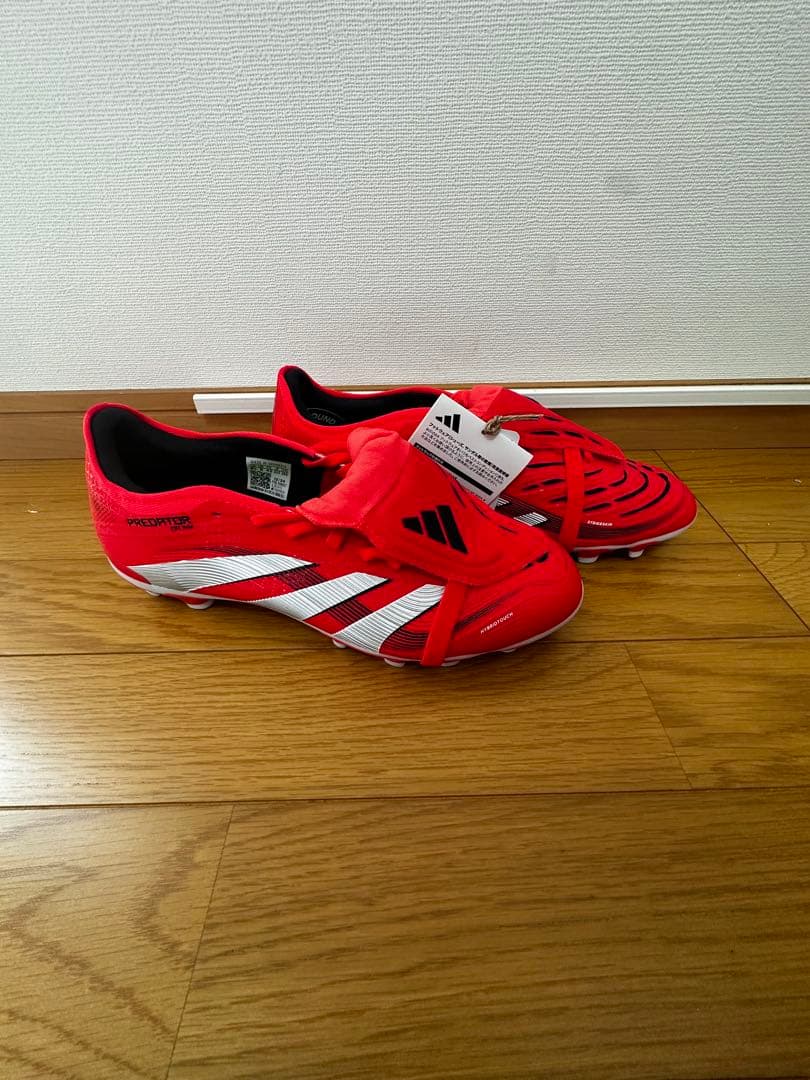 adidas Predator レッド スパイク　26.5