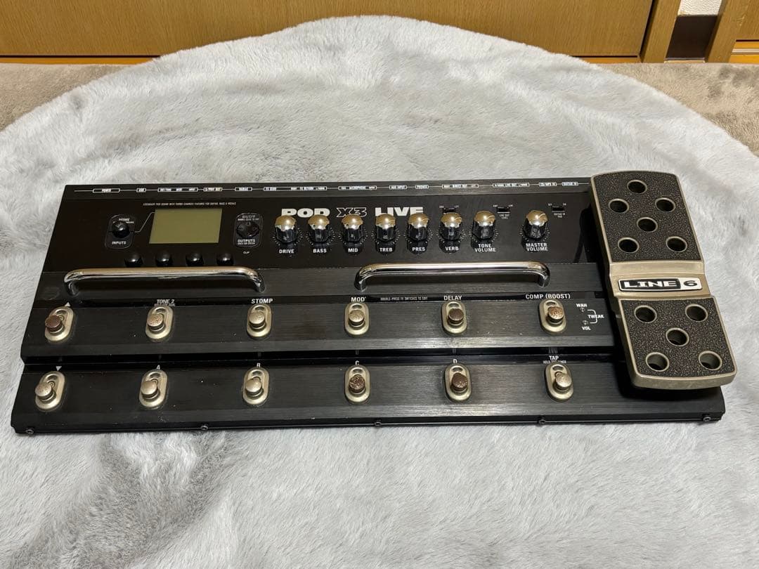 LINE6 POD X3 LIVE ギターエフェクター　ケース付き