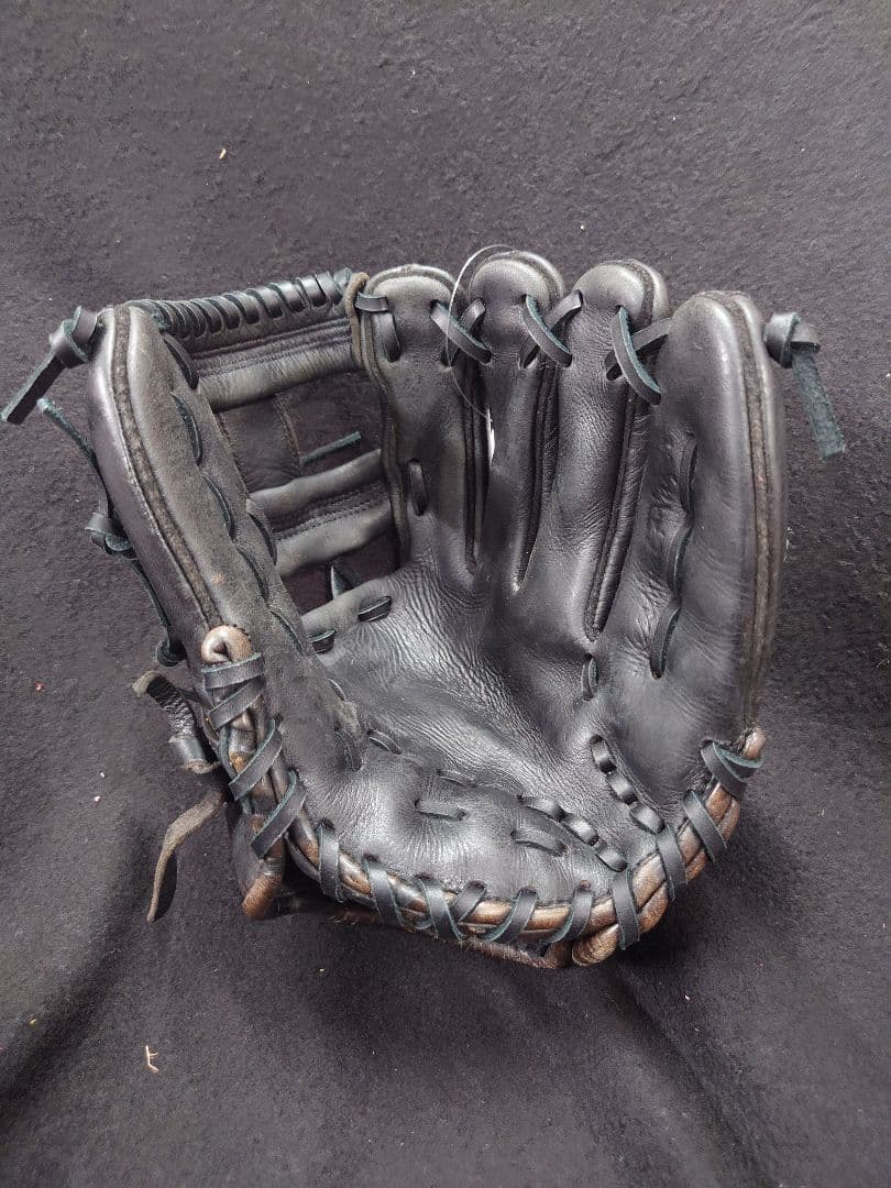 《中古・レストア》ZETT 内野手用グラブ 右投げ用 小ぶり