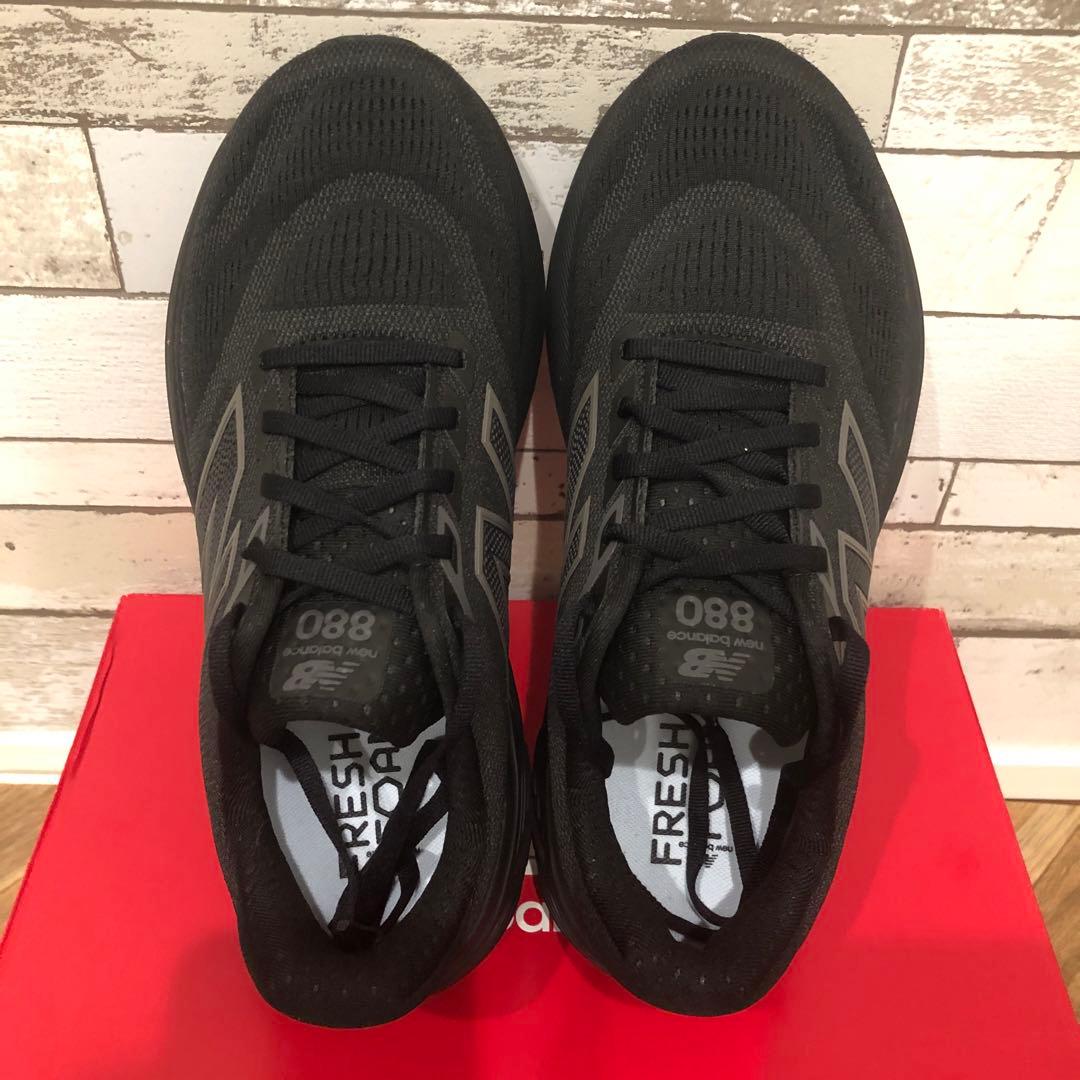 【美品】新作New Balance Fresh Foam x880v15