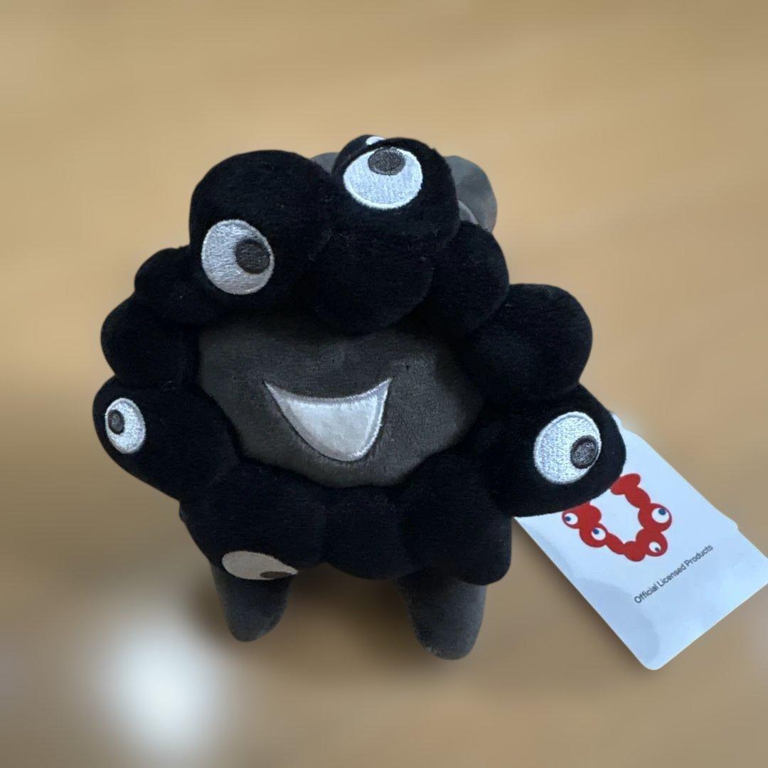 黒ミャクミャク　ぬいぐるみ