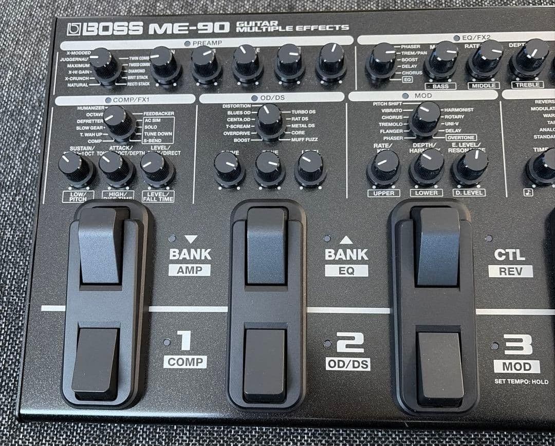 BOSS ME-90 ギターエフェクター　ケース、電源アダプター付属