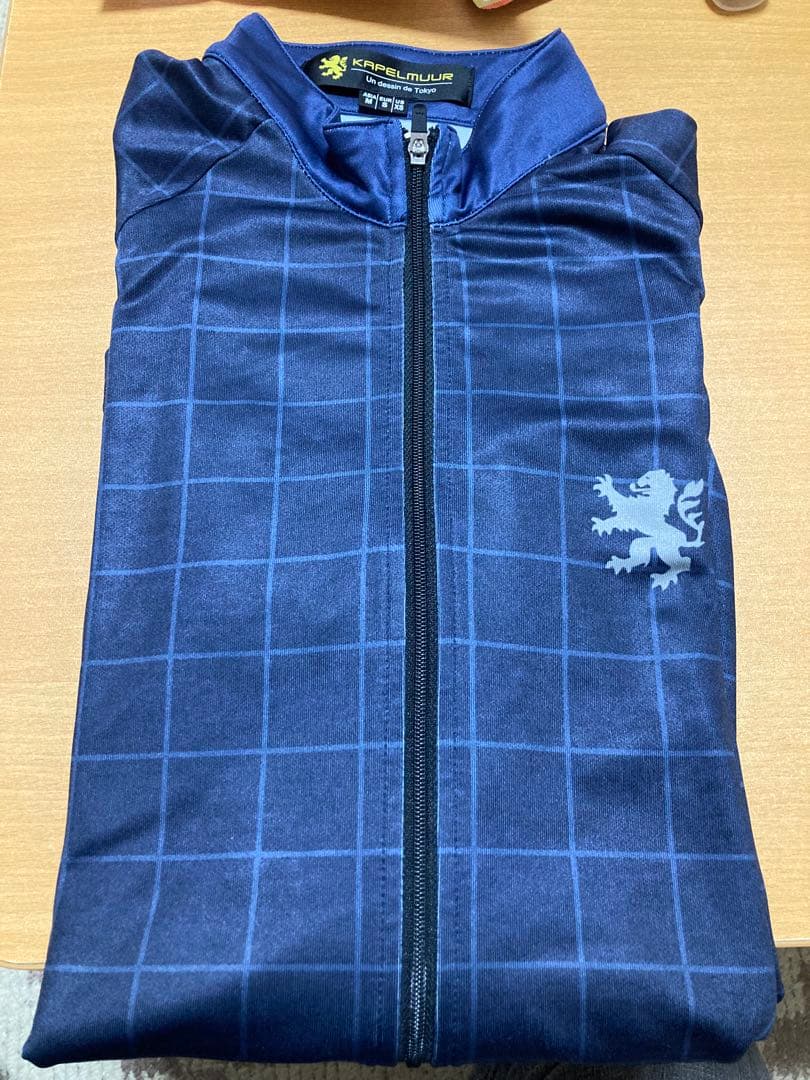 試着のみ　カペルミュールの長袖サイクルジャージ