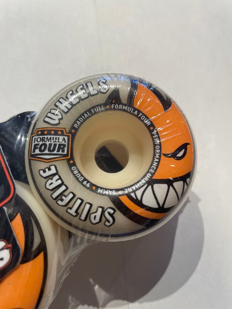 スケートボード Spitfire Formula Four Radial Full 99A