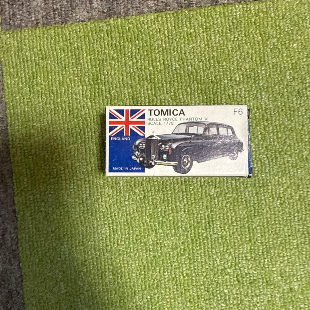 TOMICA ロールスロイス ファントム VI F6 金色