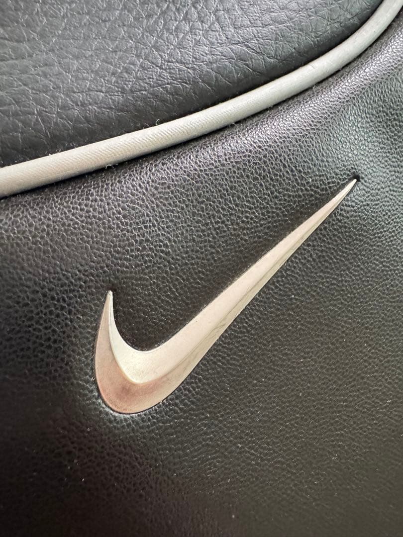 希少　美品　高級感　NIKE GOLF ナイキゴルフ　シューズケース　レザー