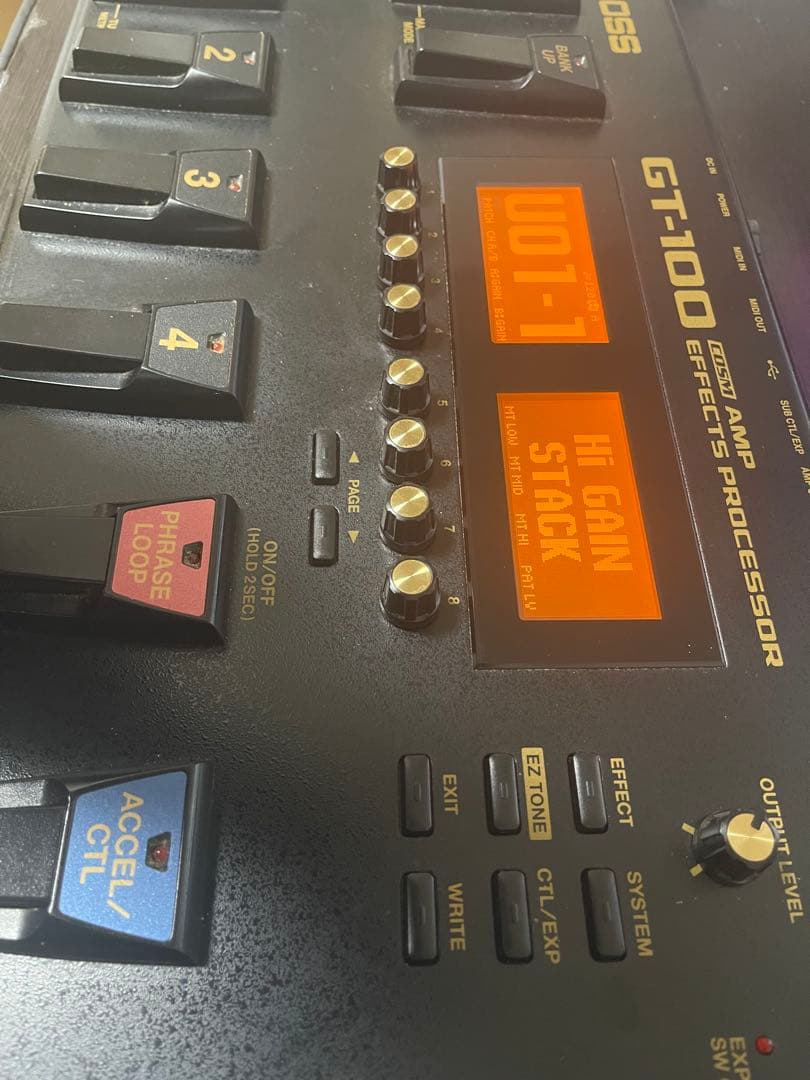 BOSS GT-100 ギター用マルチエフェクター