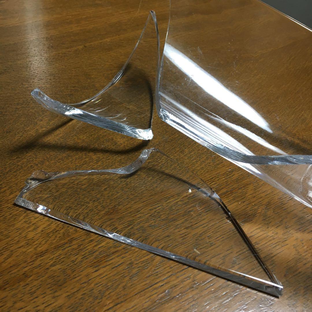 Baccarat DIVAクリスタル花瓶　割れアリ