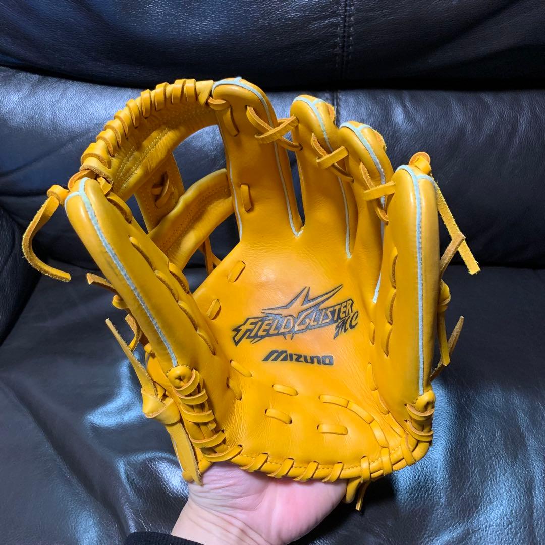 Mizuno フィールドグリスター軟式内野用グローブ イエロー