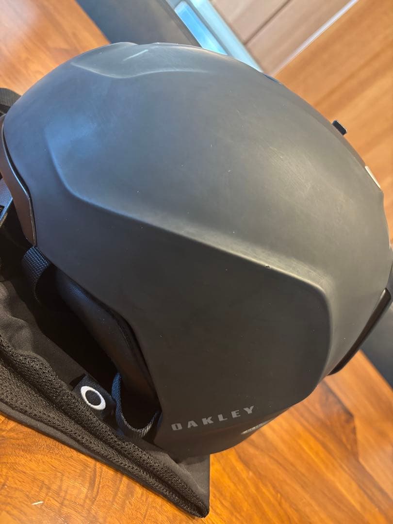 Oakley スキースノーボード　ヘルメット MOD3 Lサイズ