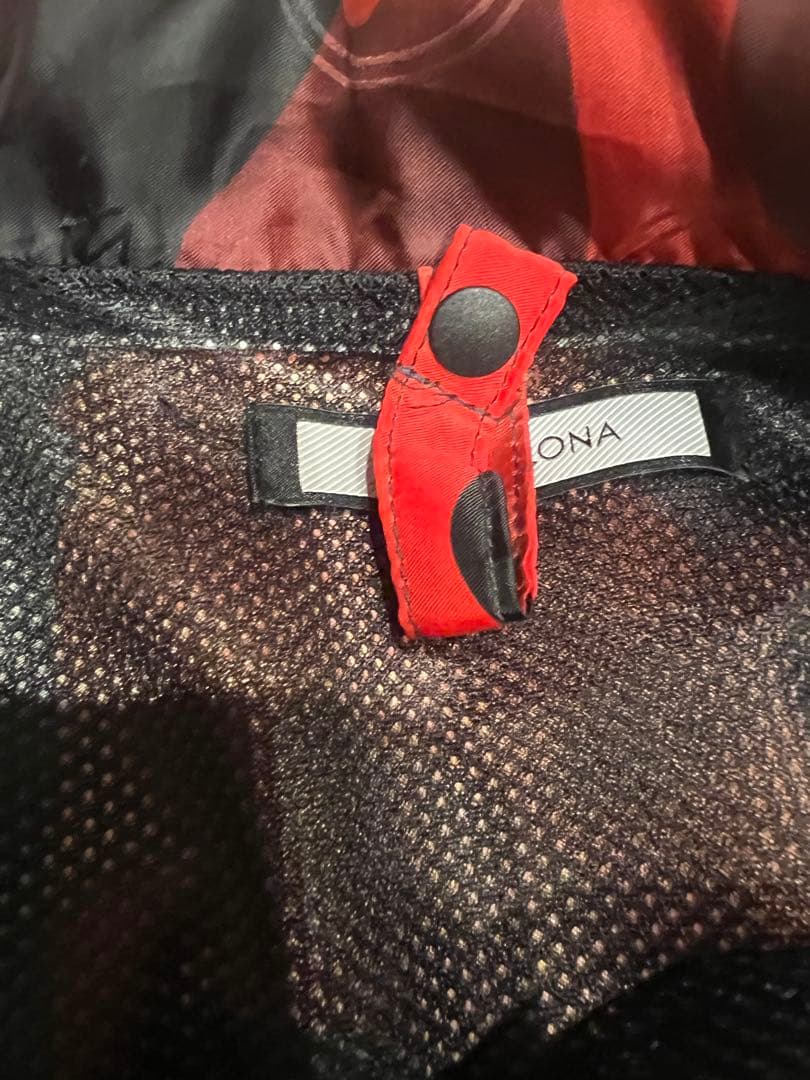 【美品】MARK & LONA 赤黒迷彩ナイロンジャケット