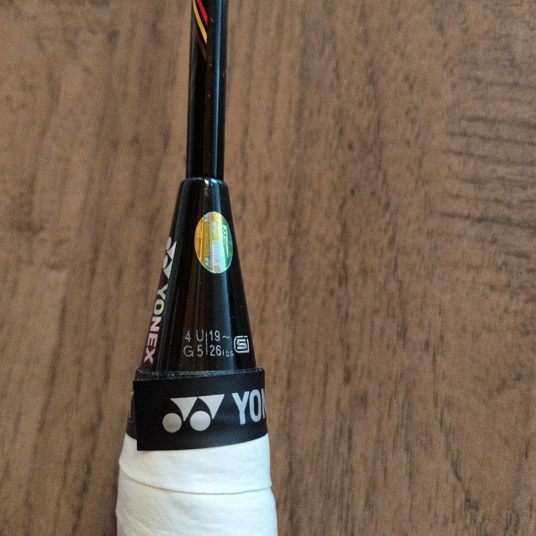 YONEX ヴォルトリック80 4UG5