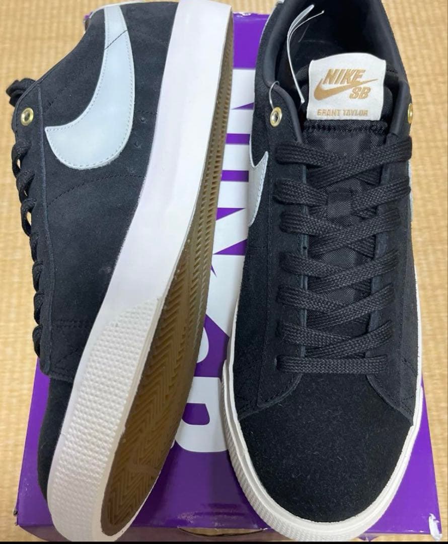 スケートボード NIKE SB ZOOM BLAZER LOW PRO grant taylor