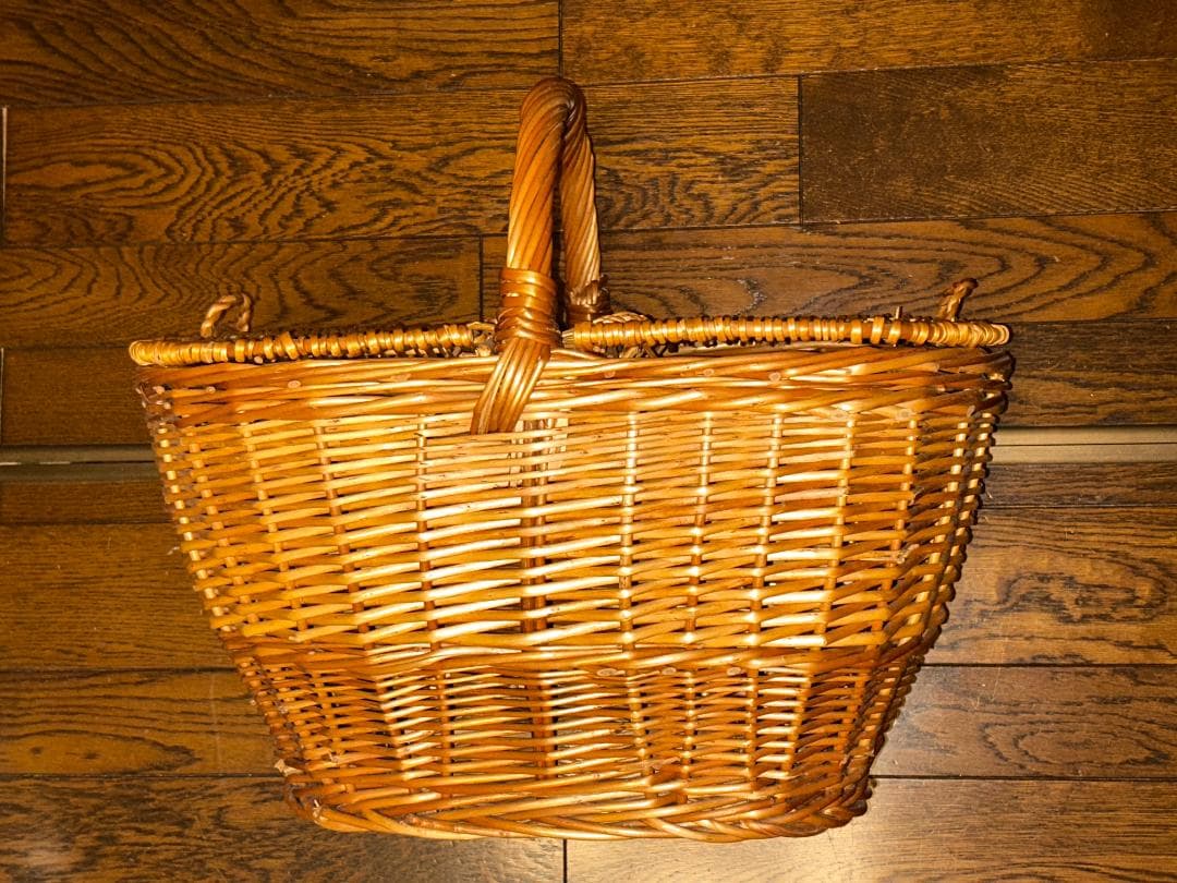 美品 大きい蓋付オーバルバスケット ピクニックバスケット 特大サイズ　英国購入