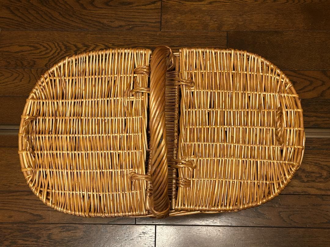 美品 大きい蓋付オーバルバスケット ピクニックバスケット 特大サイズ　英国購入