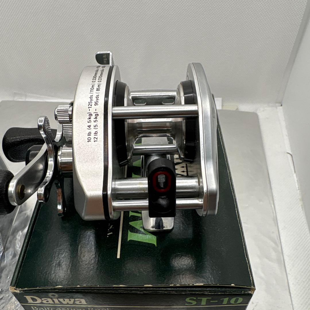 Daiwa PHANTOM ST-10 ベイトリール