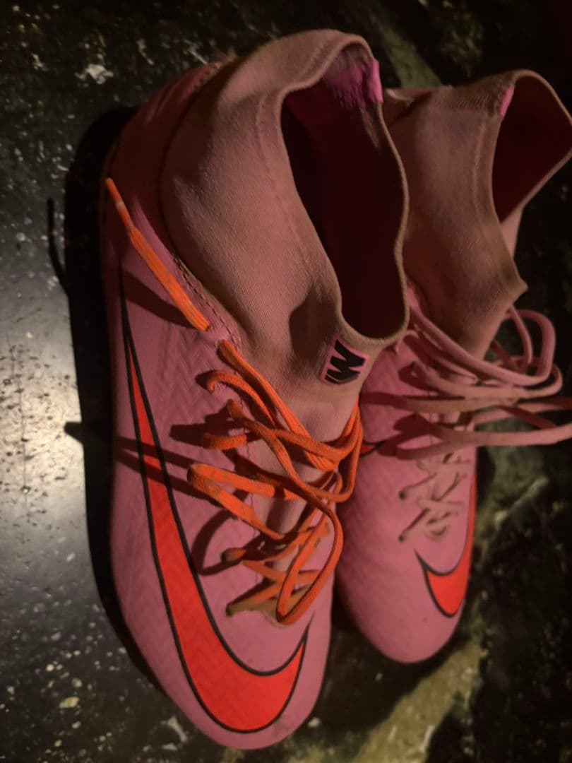 Nikeマーキュリアルヴェイパー16ハイカットMG