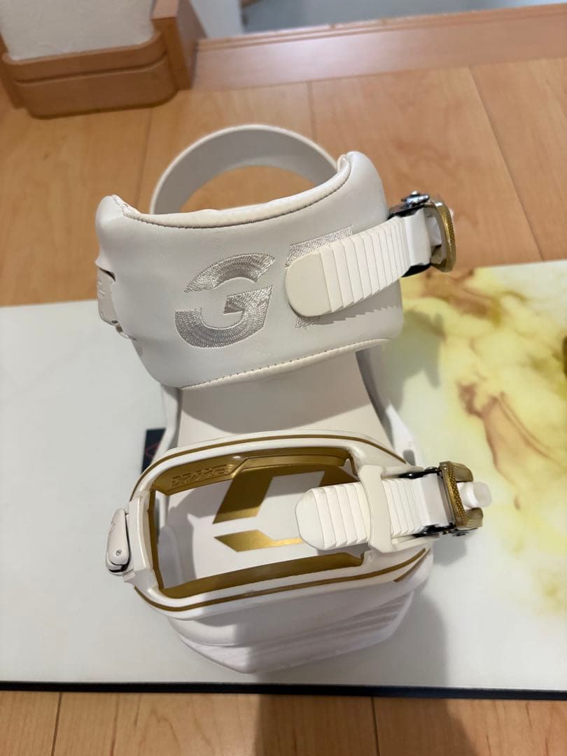 DRAKE RELOAD GT M/L ホワイト/ゴールド