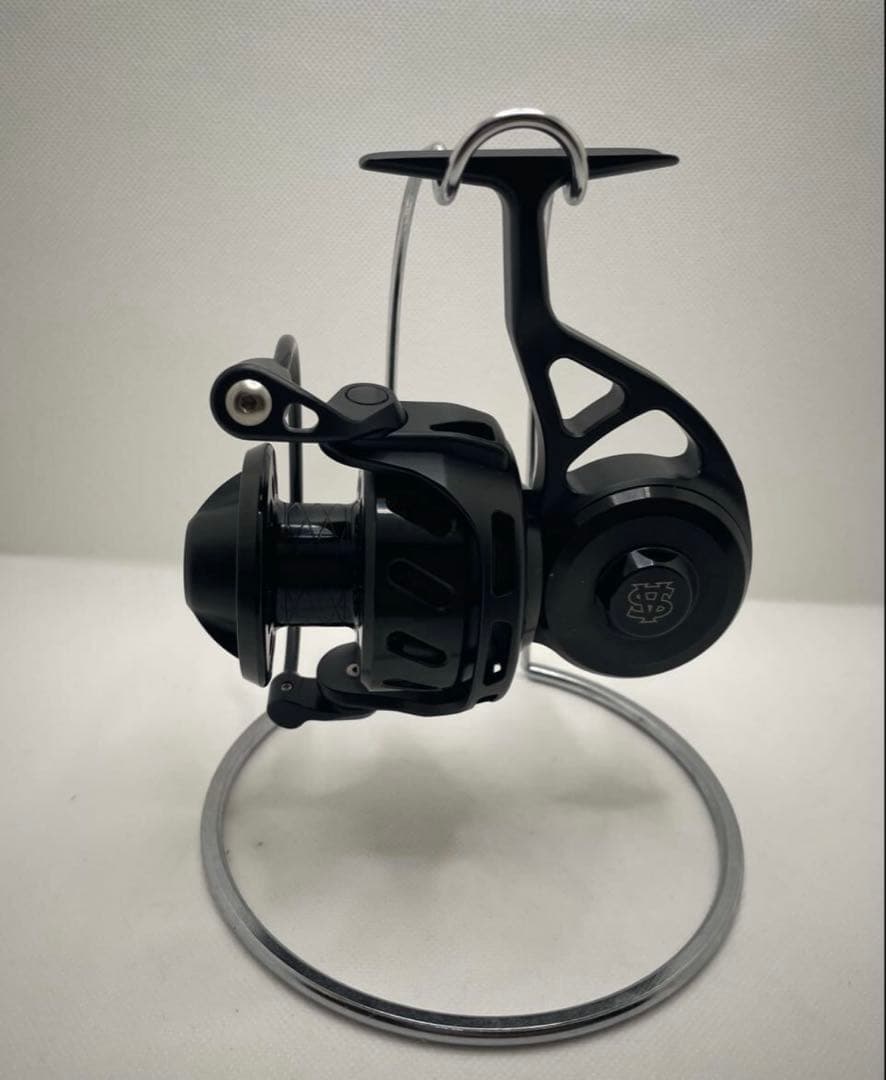 【右ハンドル】VAN STAAL VR151B ブラック 防水 スピニング