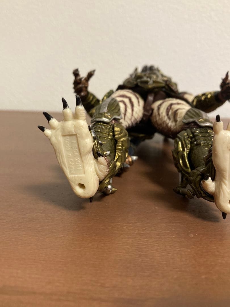 ネカ プレデター スパイクドテイルプレデター NECA