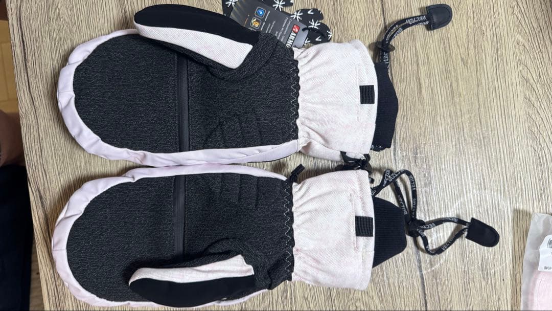 「新品」VECTOR KEVLAR グローブ ピンク/ブラック