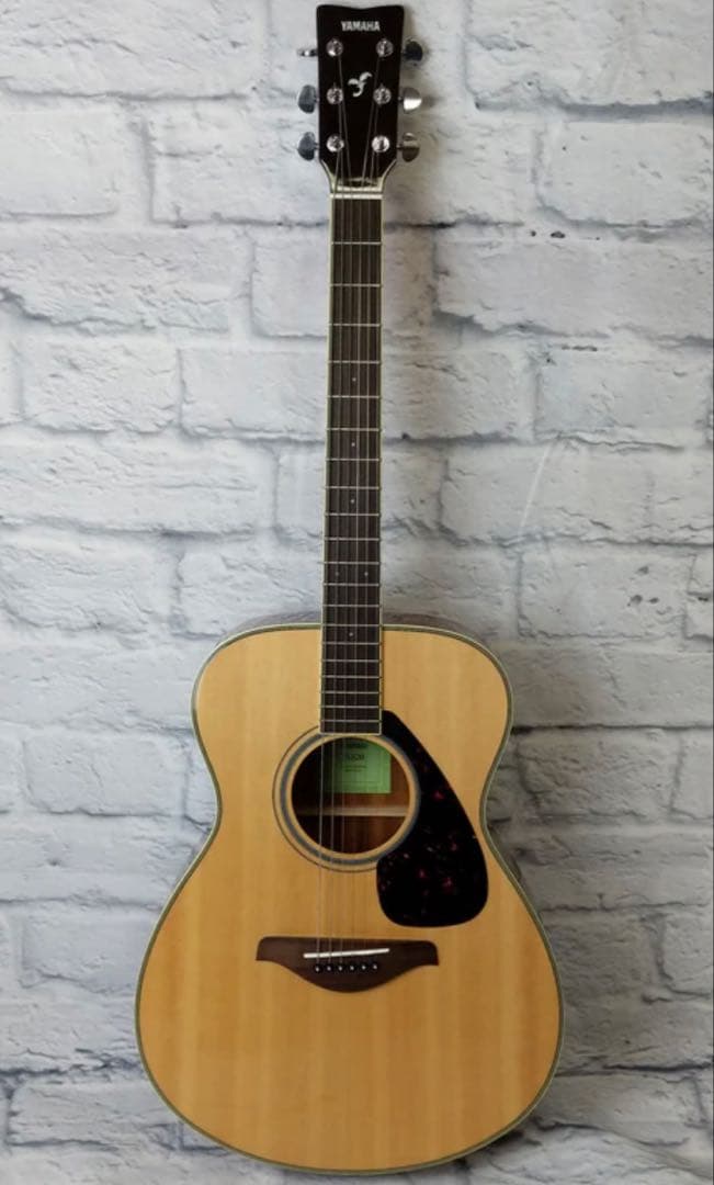 Yamaha FS 820 アコースティックギター