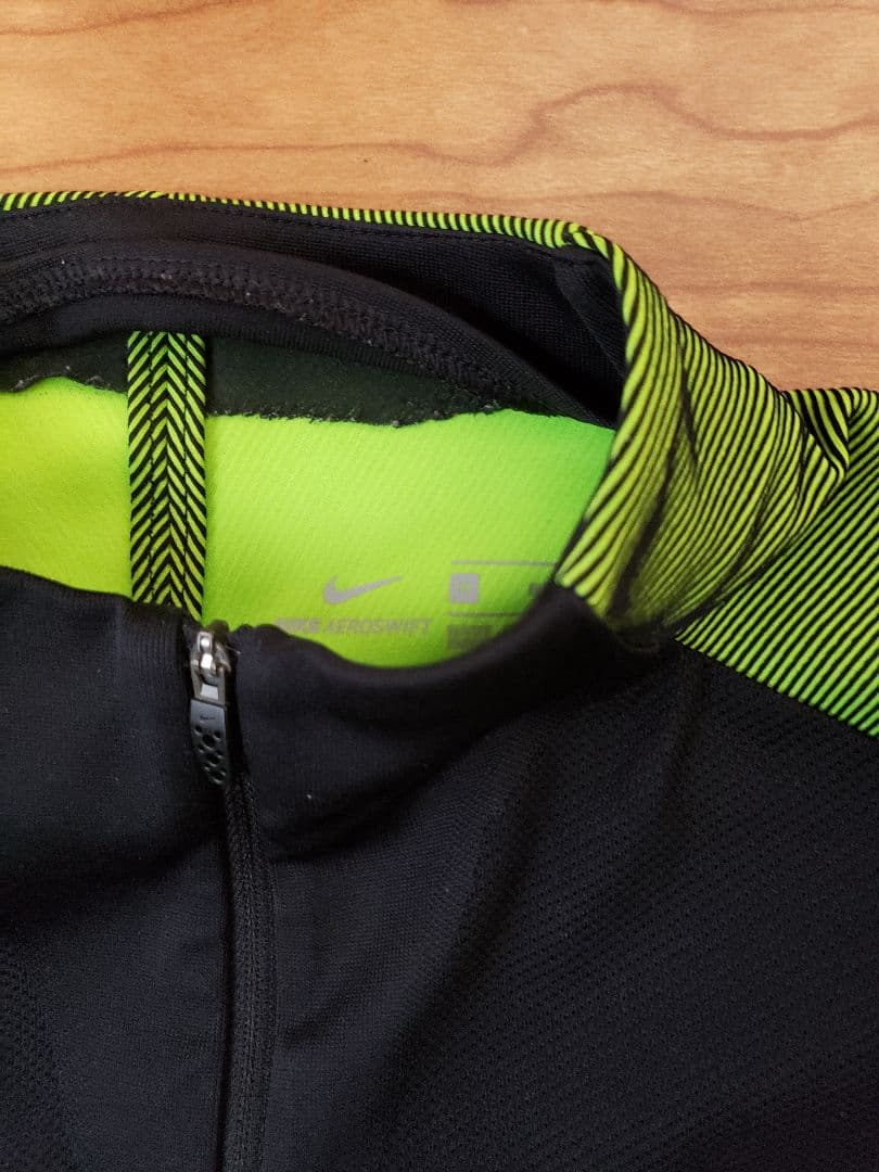 NIKE ナイキ Mサイズ