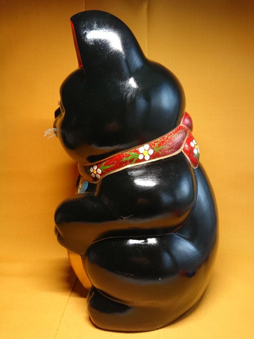 【美品】猫　黒猫　招き猫　陶器　置物　インテリア　工芸品　美術品　A1049