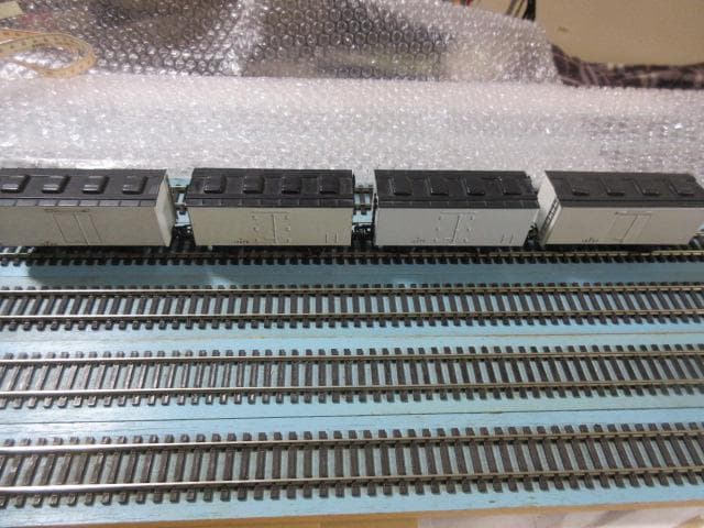 Bタンク蒸機が牽く冷凍・冷蔵貨物列車 1１両セット （HOゲージ）金属製