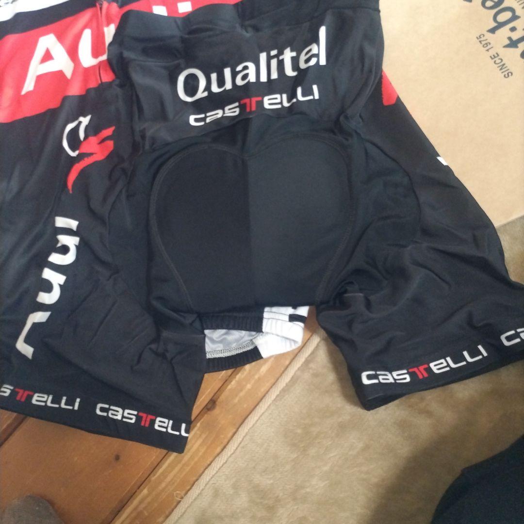 Audi サイクルジャージ Castelli製