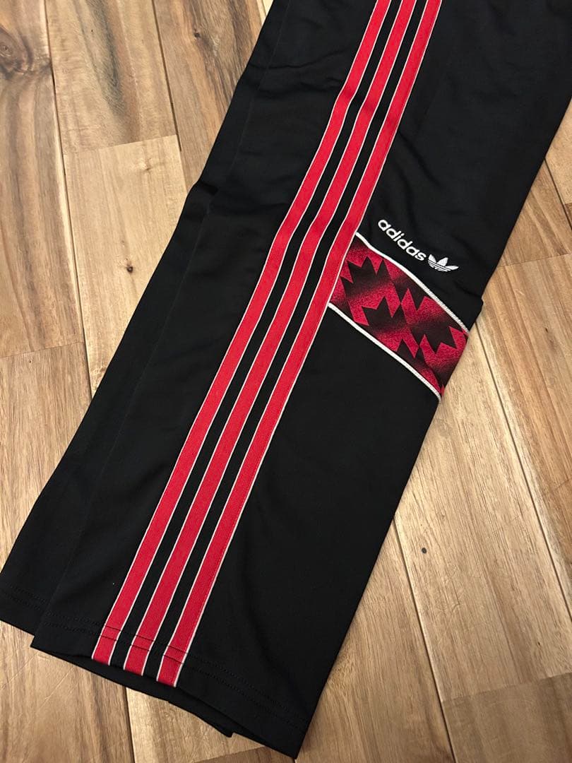 【新品・正規品】マンチェスター・ユナイテッド 91 トラックパンツ　2XL