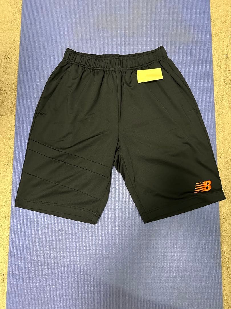 拓殖大学サッカー部　New Balance ポロシャツ＆ショートパンツセット