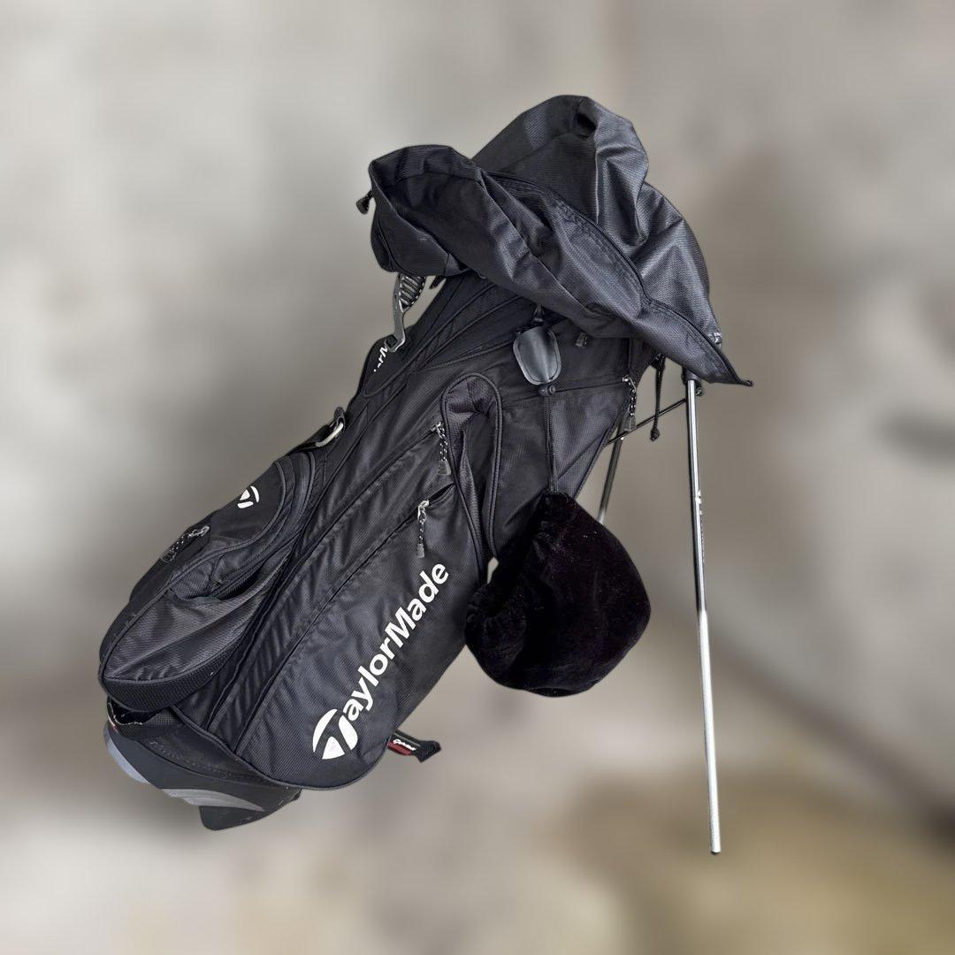 TaylorMade ブラック スタンド　ショルダー付き　キャディバック