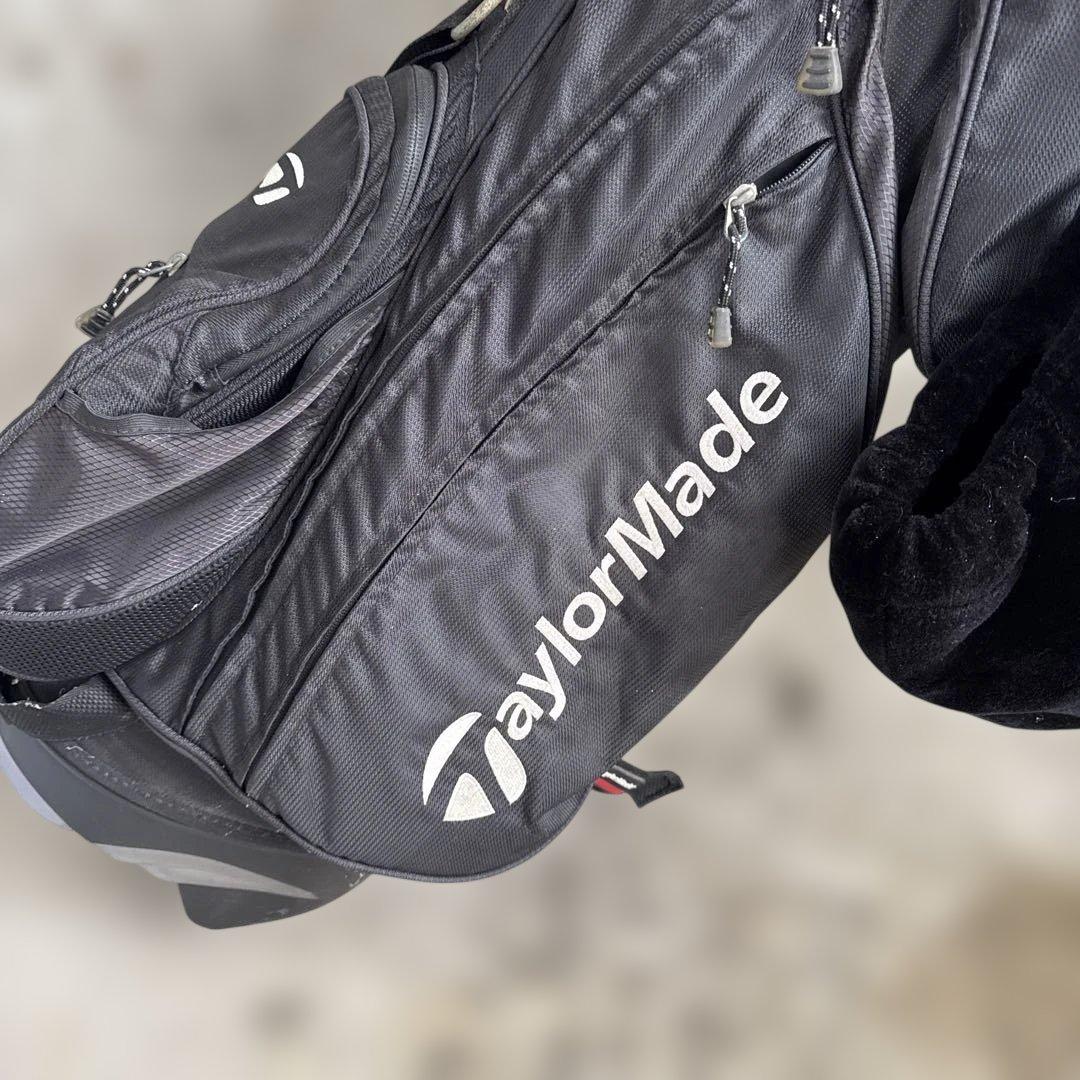 TaylorMade ブラック スタンド　ショルダー付き　キャディバック