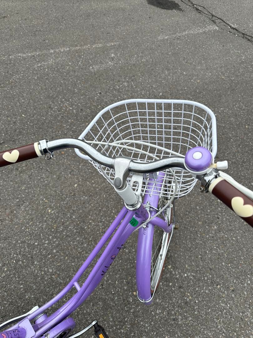 引き取り限定美品子供用自転車 紫色 ブラウンのサドル２２インチ