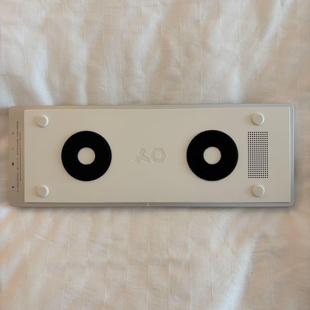 【美品】Teenage Engineering OP-1 Field