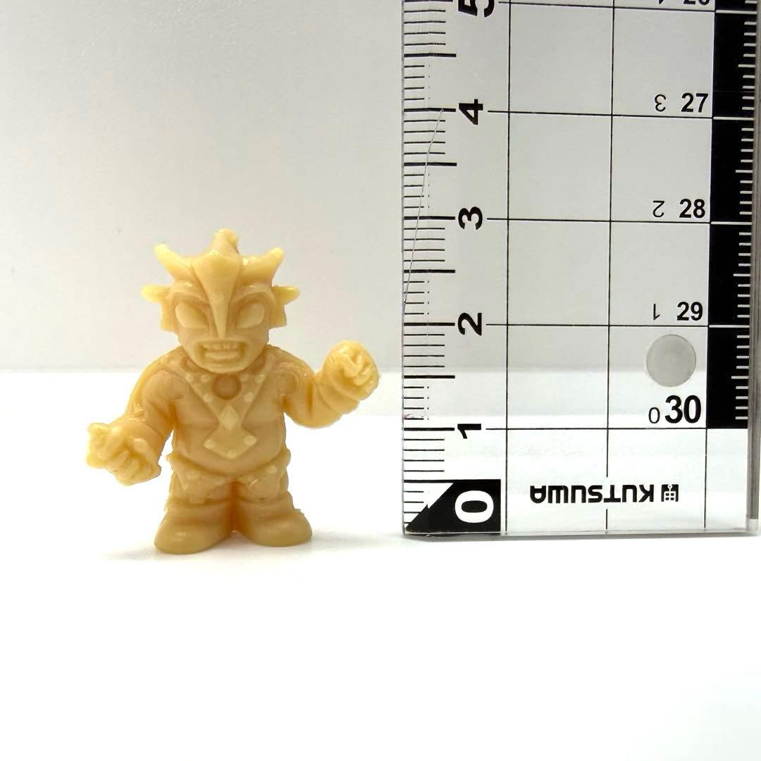 激レア　希少　バルキー星人　円谷プロ　ウルトラマン怪獣消しゴム