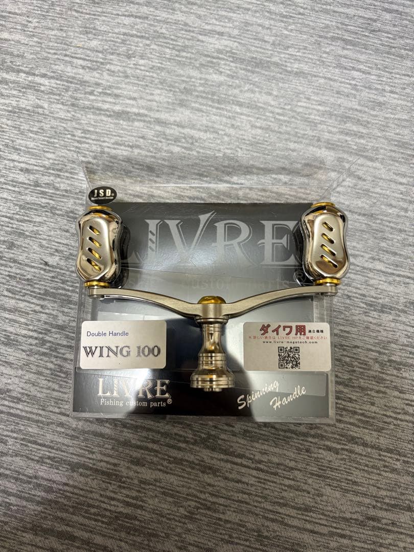 LIVRE WING 100 Finoノブダイワ用（チタンP+ゴールドG）