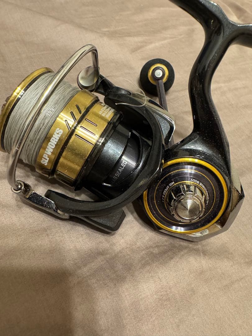 カルディア　LT3000 SLPスプール、ハンドルノブ付き