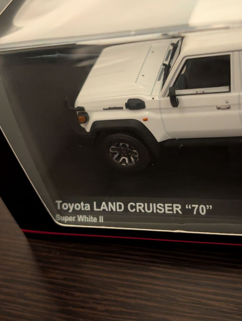 KYOSHO 1/43 トヨタ ランドクルーザー70 スーパーホワイトII