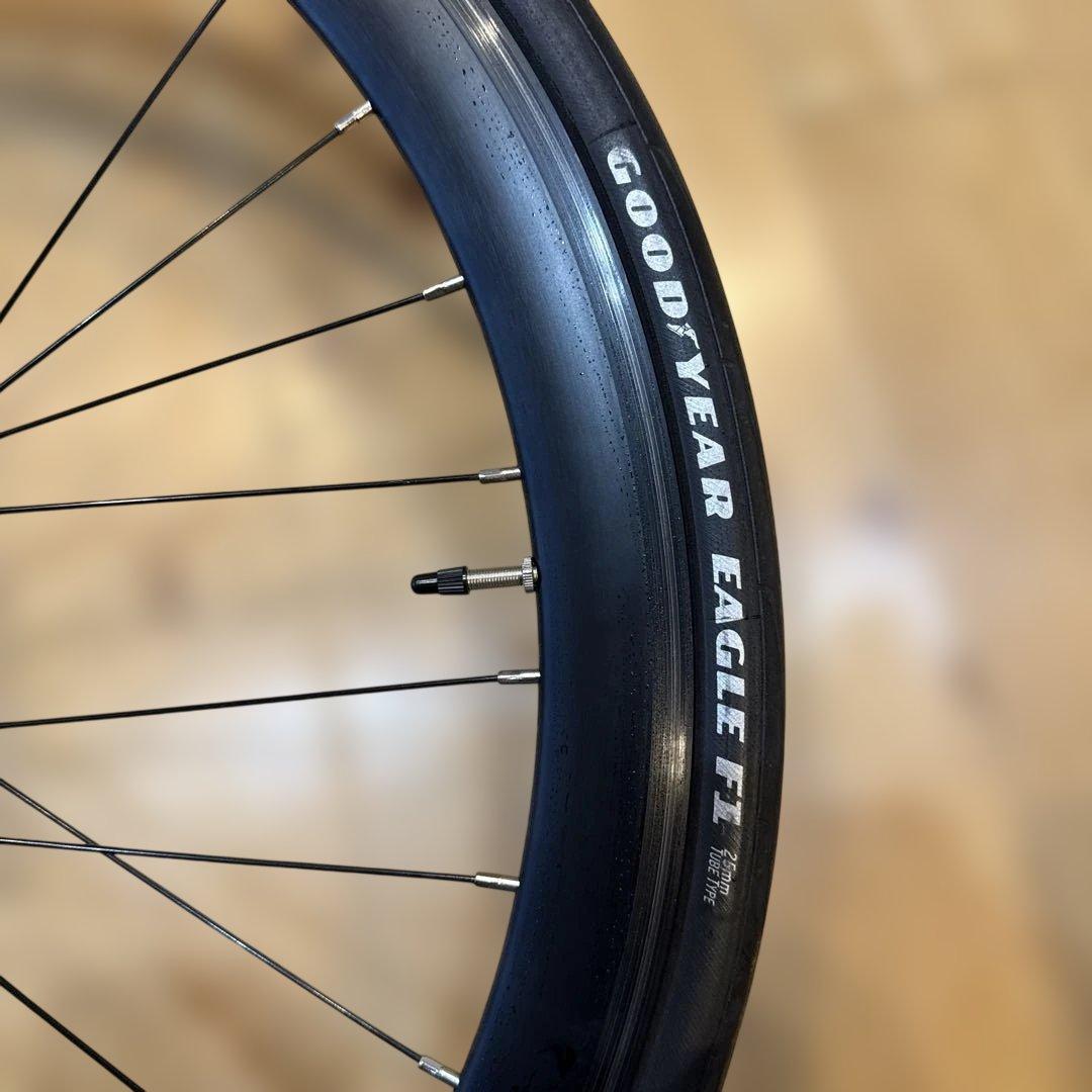 leader725の純正のリアホイール　タイヤ付き　ピスト