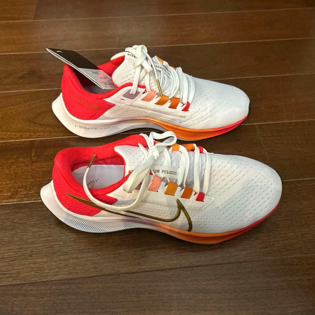 [新品]Nike Air Zoom Pegasus 38 24.5cm